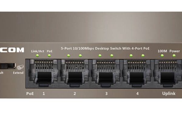 IP-Com G1105P-4-63W 5-Port Gigabit Desktop Switch with 4-Port PoE