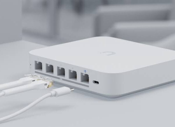 ubiquiti uxg-max gateway