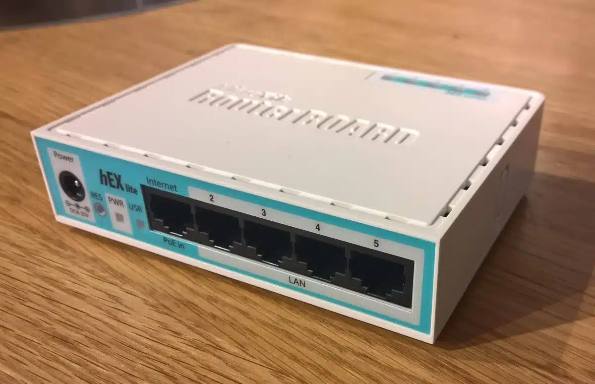 MikroTik hEX Lite RB750r2 Compact Wired Router